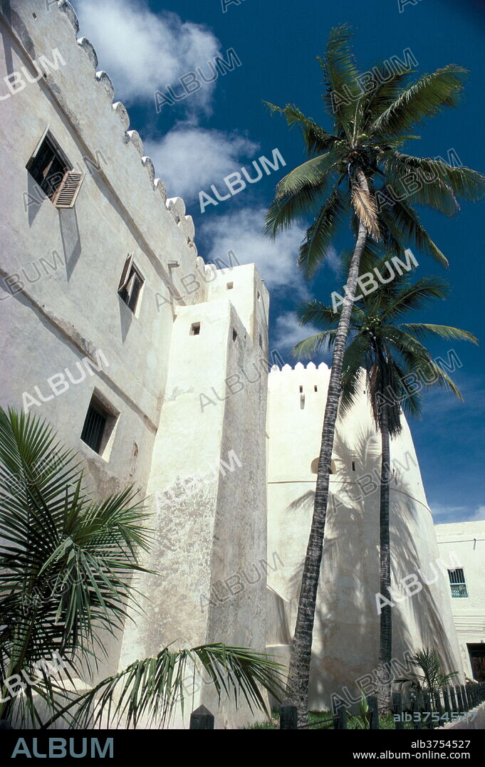 Lamu fort, Lamu Old Town, UNESCO World Heritage Site, Lamu Island, Kenya, East Africa, Africa.