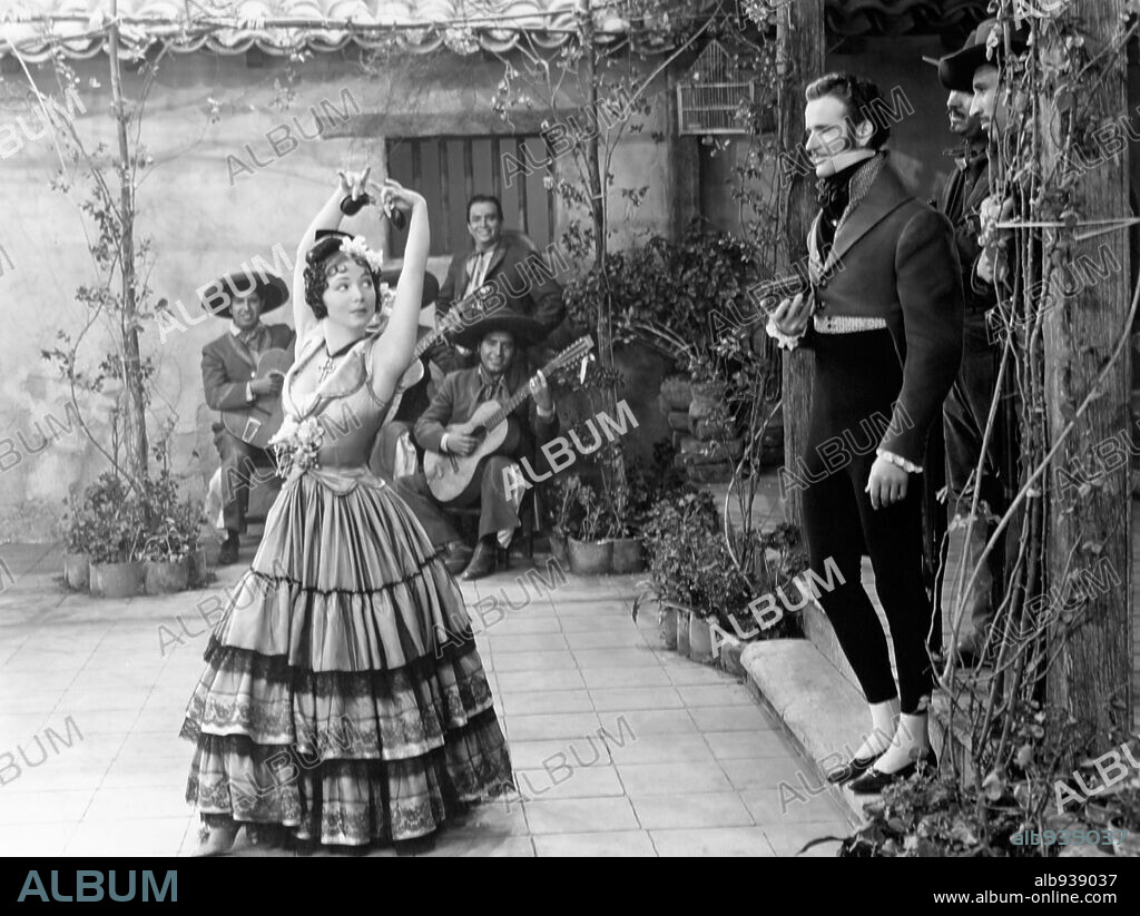 CHARLES COLLINS y STEFFI DUNA en EL BAILARIN PIRATA, 1936 (DANCING PIRATE), dirigida por LLOYD CORRIGAN. Copyright RKO.
