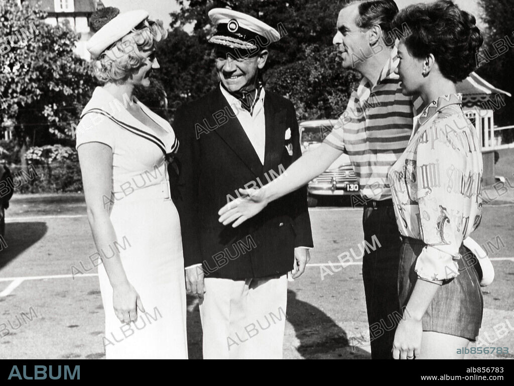 IAN CARMICHAEL and JANETTE SCOTT in DOUBLE BUNK, 1961, directed by C. M. PENNINGTON-RICHARDS. Copyright BRITISH LION.