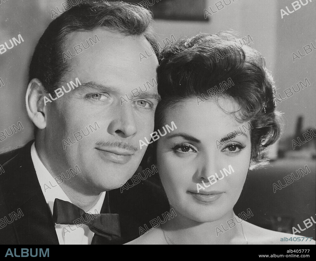 CARMEN SEVILLA y FRANK LATIMORE en SECRETARIA PARA TODO, 1958, dirigida por IGNACIO F. IQUINO. Copyright I.F.I. PRODUCCION Y ESTUDIOS.