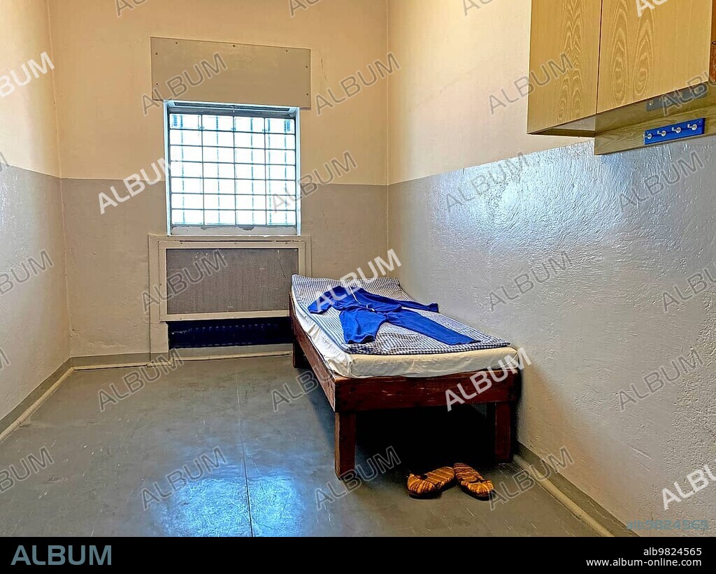 Prison cell; Berlin-Hohenschönhausen Memorial; former headquarters; Stasi remand centre; Berlin; Germany; Europe.