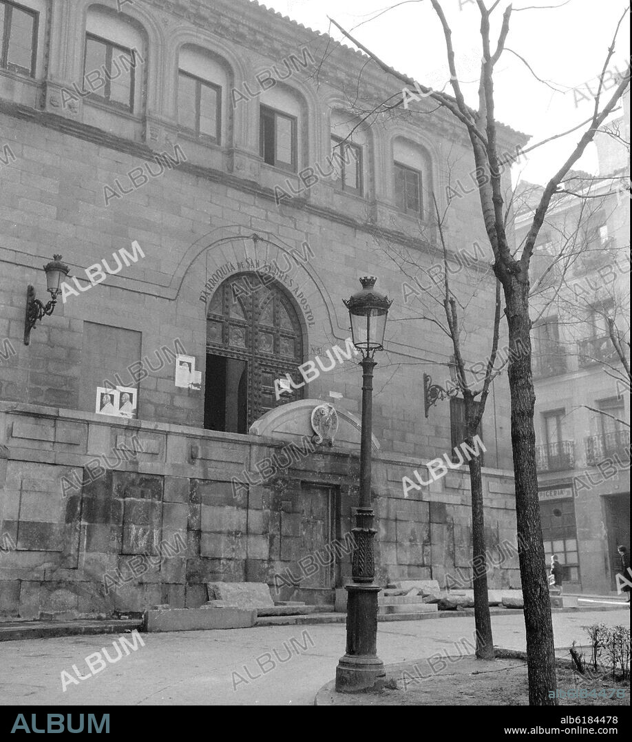 CAPILLA DEL OBISPO E IGLESIA DE SAN ANDRES - FOTOGRAFIA EN BLANCO Y NEGRO - AÑOS 60.