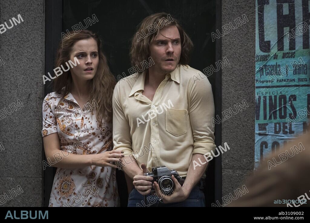 DANIEL BRUHL et EMMA WATSON dans COLONIA, 2015, réalisé par FLORIAN GALLENBERGER. Copyright RAT PACK FILMPRODUKTION.