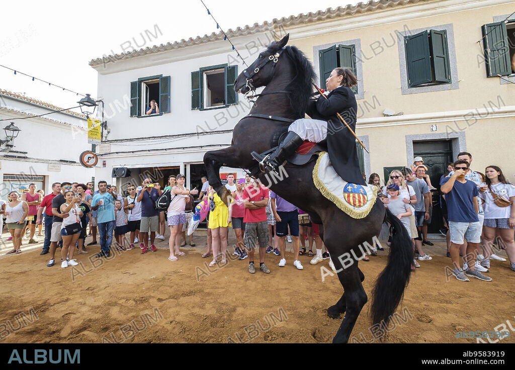 Colcada, cabalgada de recogimiento de Caixers, Sant lluís, fiestas de Sant Lluís, Menorca, balearic islands, Spain.
