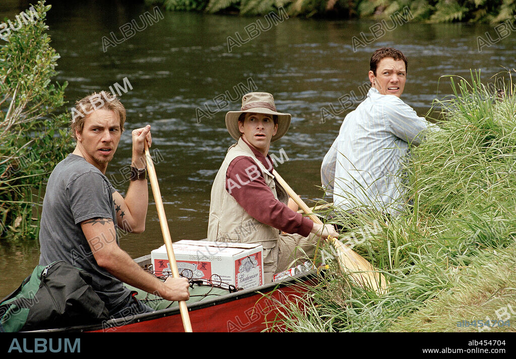DAX SHEPARD, MATTHEW LILLARD and SETH GREEN in WITHOUT A PADDLE, 2004, directed by STEVEN BRILL. Copyright PARAMOUNT PICTURES / CARDWELL, SIMON.