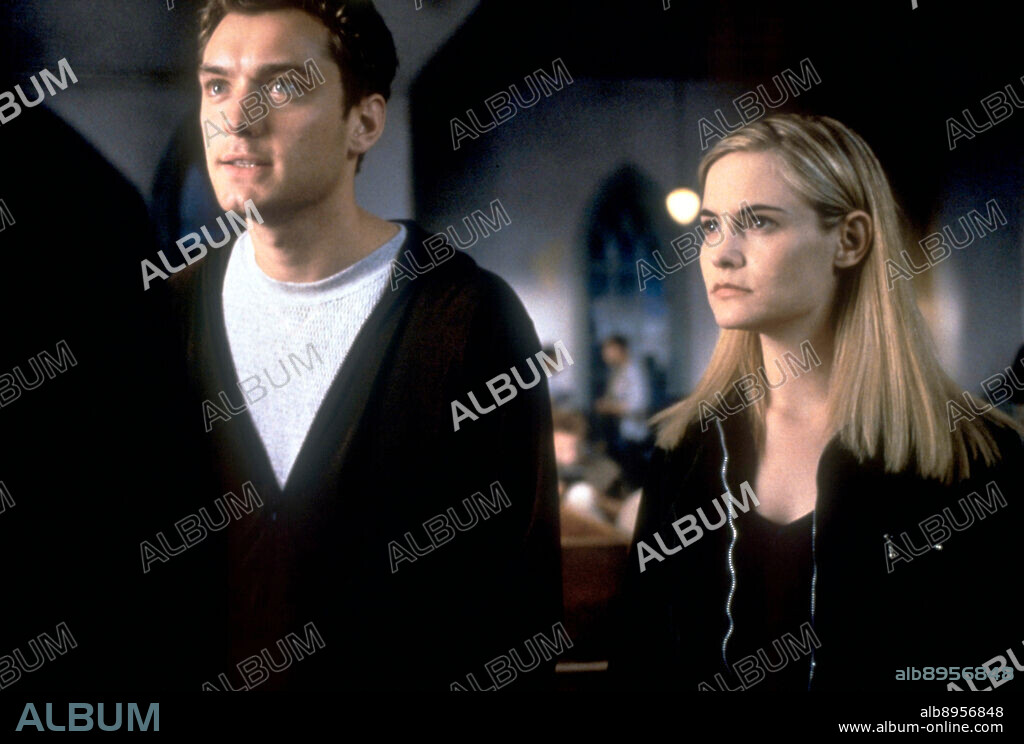 with Jude Law And Jennifer Jason Leigh.