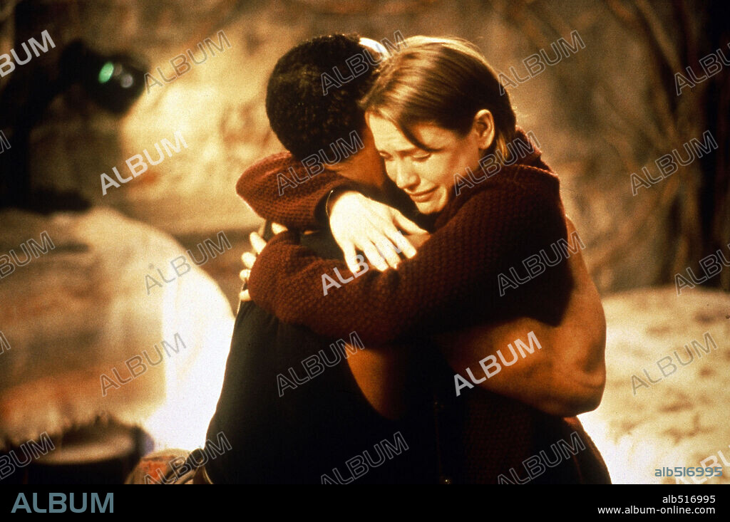 RENEE ZELLWEGER in A PRICE ABOVE RUBIES, 1998, directed by BOAZ YAKIN. Copyright MIRAMAX.