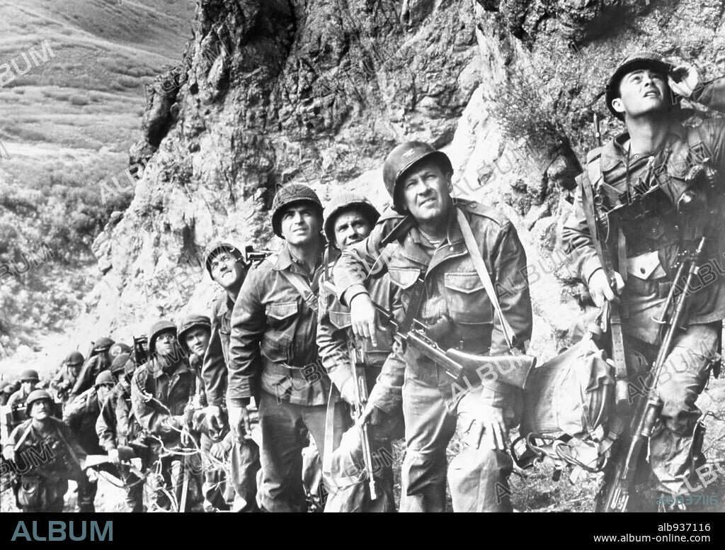 WILLIAM HOLDEN dans THE DEVIL'S BRIGADE, 1968, réalisé par ANDREW V. MCLAGLEN. Copyright UNITED ARTISTS.