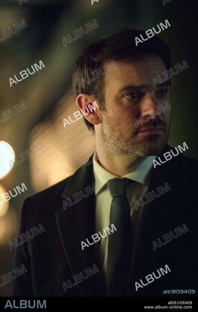 CHARLIE COX en TRAICION, 2022 (TREASON), dirigida por LOUISE HOOPER y SARAH O'GORMAN. Copyright INDEPENDENT TELEVISION (ITV).