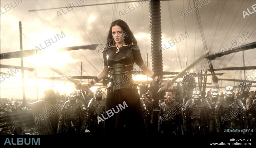 EVA GREEN dans 300: RISE OF AN EMPIRE (2014), réalisé par NOAM MURRO. Copyright WARNER BROS PICTURES.