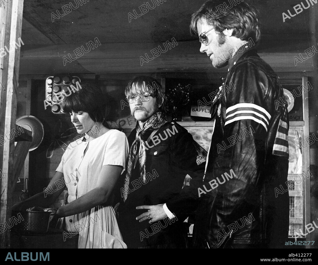 PETER FONDA en EASY RIDER: BUSCANDO MI DESTINO, 1969 (EASY RIDER), dirigida por DENNIS HOPPER. Copyright COLUMBIA PICTURES.