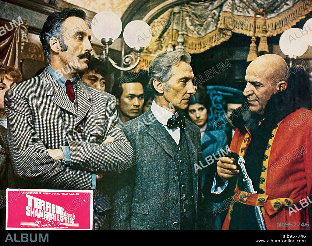 CHRISTOPHER LEE, PETER CUSHING und TELLY SAVALAS in HORROR EXPRESS, 1972. Copyright Granada Films/Benmar Productions.