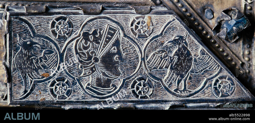 Cubierta Evangeliario, 1350. Museu-Tresor de la Catedral de Girona / Museo Tesoro de la Catedral de Gerona.