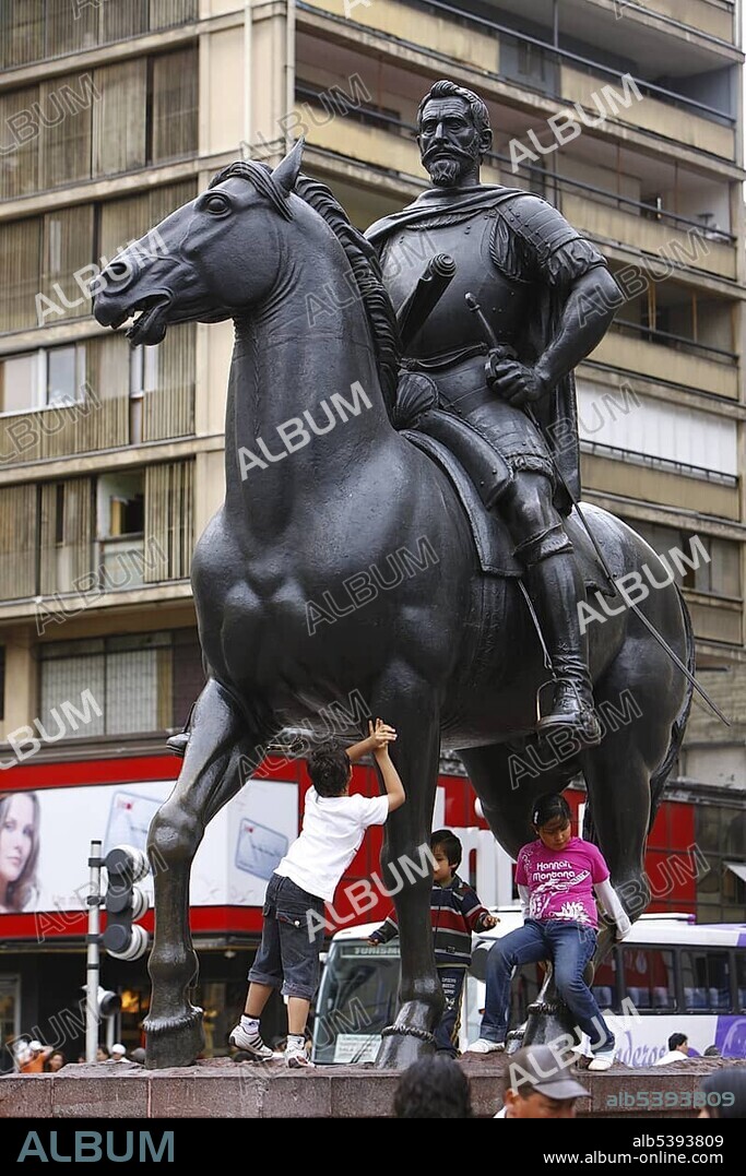 Equestrian statue of conquistador Pedro de Valdivia, Plaza de Armas, Santiago de Chile, Chile, South America.