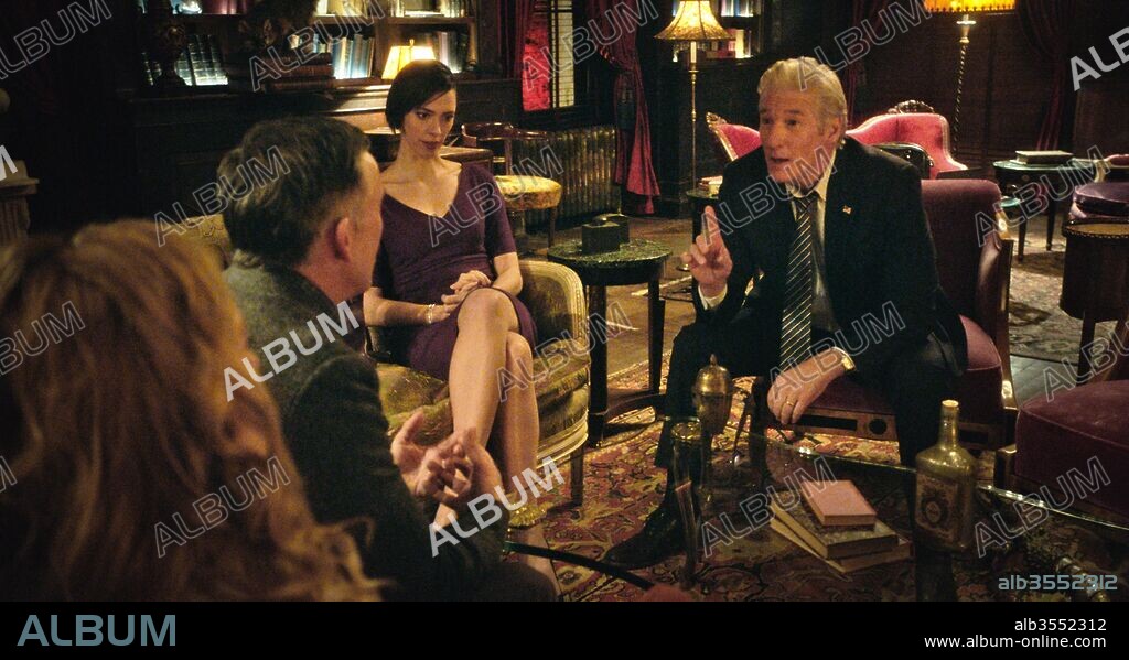 REBECCA HALL, RICHARD GERE y STEVE COOGAN en LA CENA, 2017 (THE DINNER), dirigida por OREN MOVERMAN. Copyright ChubbCo Film / Blackbird Films / Code Red.