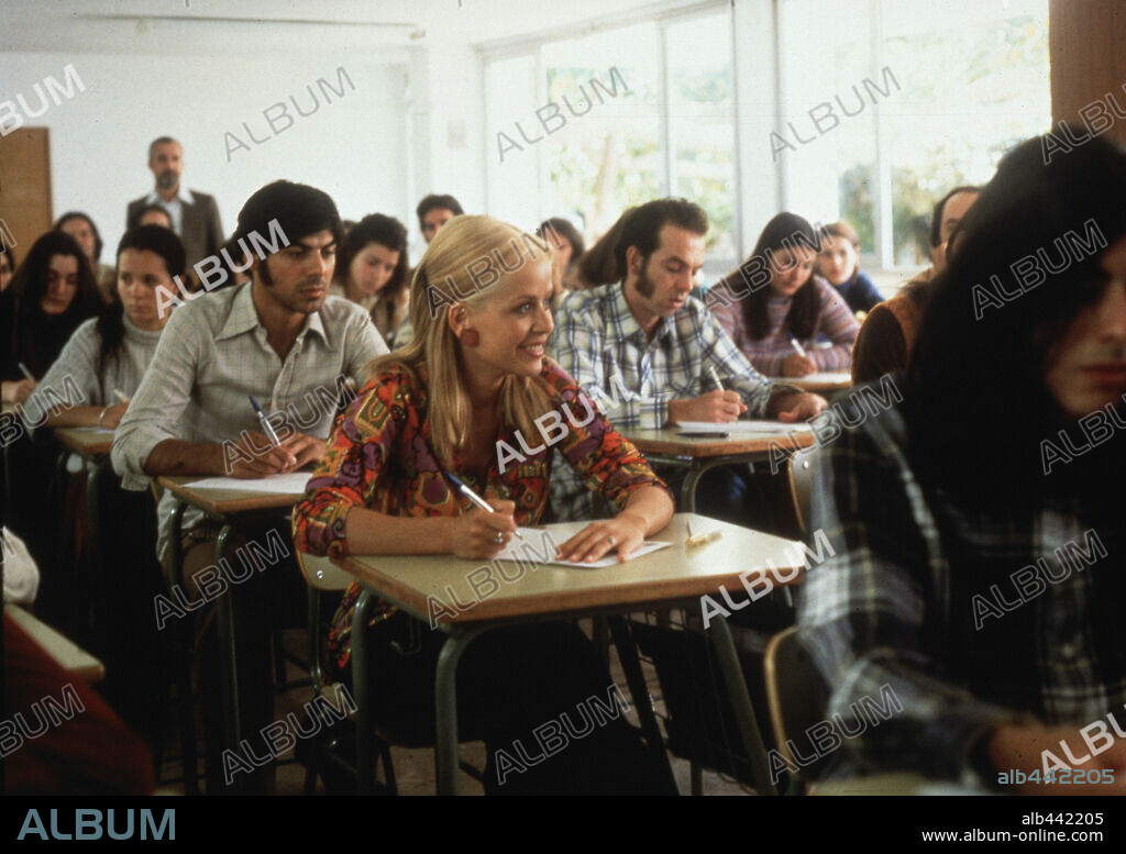 TIEMPOS DE AZUCAR, 2001, dirigida por JUAN LLUIS IBORRA. Copyright EURO FICCION, S.L./VIGIA S.L.