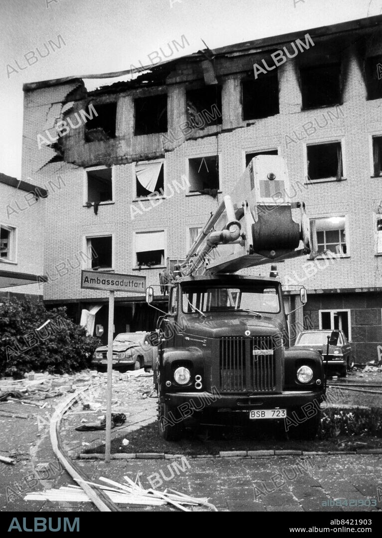 STOCKHOLM 20030415 . Tre personer dödades när Baader Meinhof- ligan sprängde västtyska ambassaden i Stockholm 24 april 1975. Foto Gunnar Lundmark / SvD / SCANPIX Code 30102.