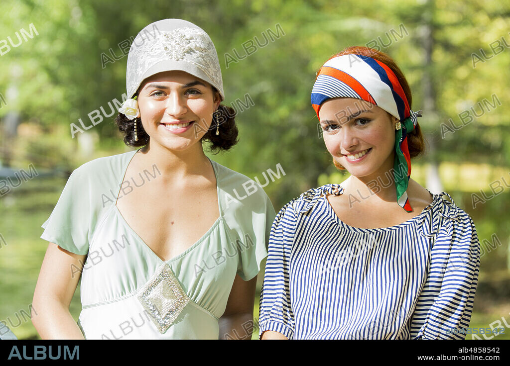 BEATRIZ BAROSA y MIKAELA LUPU en VIDAGO PALACE, 2017, dirigida por HENRIQUE OLIVEIRA. Copyright HBO ESPAÑA/RADIOTELEVISAO PORTUGUESA (RTP).