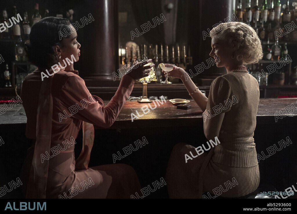 LAURA HARRIER and SAMARA WEAVING in HOLLYWOOD, 2020, directed by DANIEL MINAHAN, JESSICA YU and RYAN MURPHY. Copyright Ryan Murphy Productions.