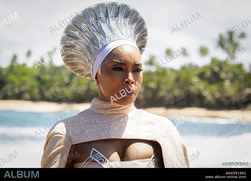 ANGELA BASSETT dans BLACK PANTHER: WAKANDA FOREVER, 2022, réalisé par RYAN COOGLER. Copyright MARVEL STUDIOS/WALT DISNEY PICTURES.