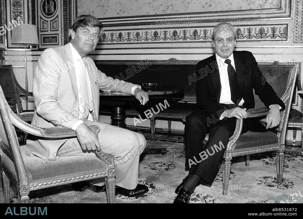 Stockholm 1984-07-06. FN:s generalsekreterare Javier Pérez de Cuéllar (th) och utrikesminister Lennart Bodström (S) . Foto: Pablo Rodriguez / SvD / TT / kod 12014.