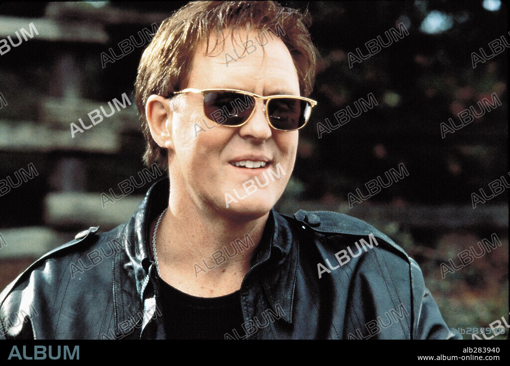 JOHN LITHGOW en EN NOMBRE DE CAÍN, 1992 (RAISING CAIN), dirigida por BRIAN DE PALMA. Copyright UNIVERSAL PICTURES / Cortesía.