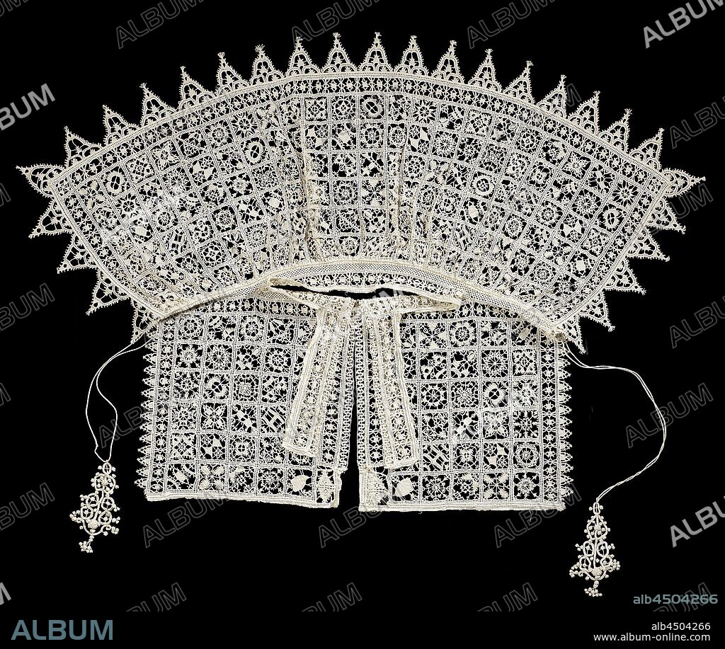 Panels of reticella joined together to form a 'collar' with two acres, Panels of reticella joined to form a 'collar'. Model: A fan-shaped part, set with punto in aria points, which is connected to both rectangular breast pieces by means of a cut-away insert. There are a number of folds and folds in the fan-shaped part. The two narrow bands that are attached to the collar seem to have no function. Two round-woven cords with tassels (knotted ornaments) are attached to the insert by means of straps. A number of the open seams, which are located vertically in the true-shaped part, continue in the linen that is now under the insert. This is illogical if the collar were cut from a contemporary shirt. Decoration: the pattern has squares with different variations, Loosdrecht, Sypesteyn Castle, Catharinus Henri Cornelis Ascanius van Sypesteyn, anonymous, Italy, c. 1600 - c. 1615 and/or c. 1880 - c. 1899, geheel, l 64 cm h 41 cm × h 35 cm h 18 cm h 21 cm.