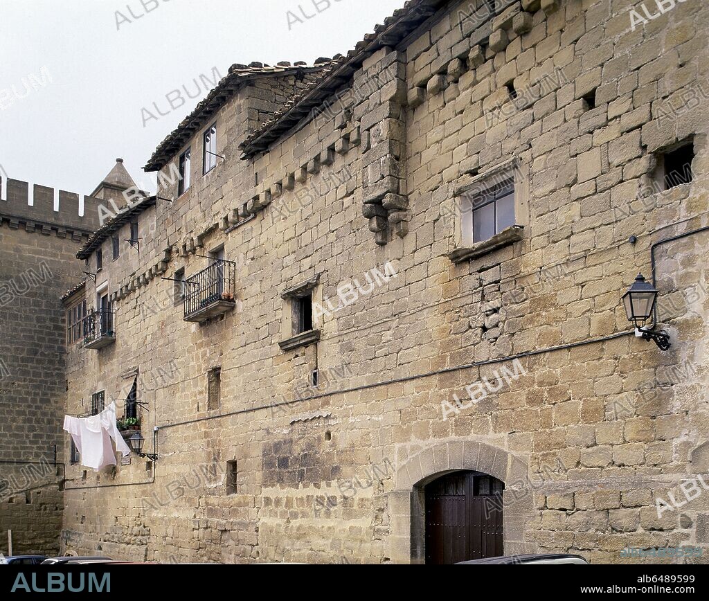 MURALLA URBANA DE LAGUARDIA.