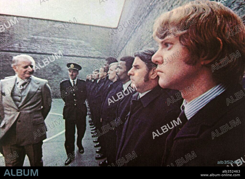 MALCOLM McDOWELL en LA NARANJA MECÁNICA, 1971 (A CLOCKWORK ORANGE), dirigida por STANLEY KUBRICK. Copyright WARNER BROS. PICTURES.