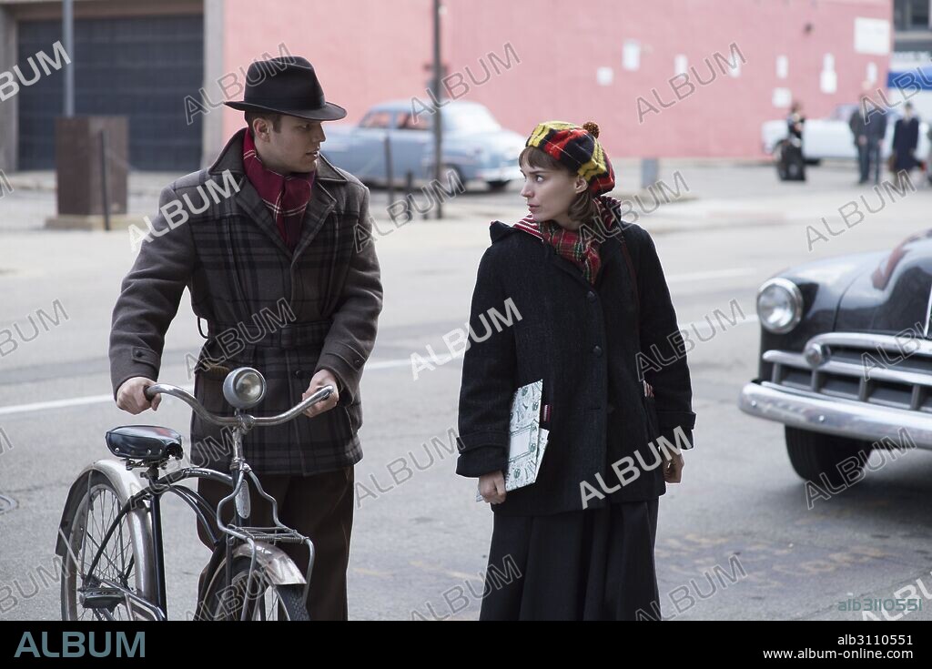 CORY MICHAEL SMITH and ROONEY MARA in CAROL, 2015, directed by TODD HAYNES. Copyright NUMBER 9 FILMS/FILM4/KILLER FILMS.