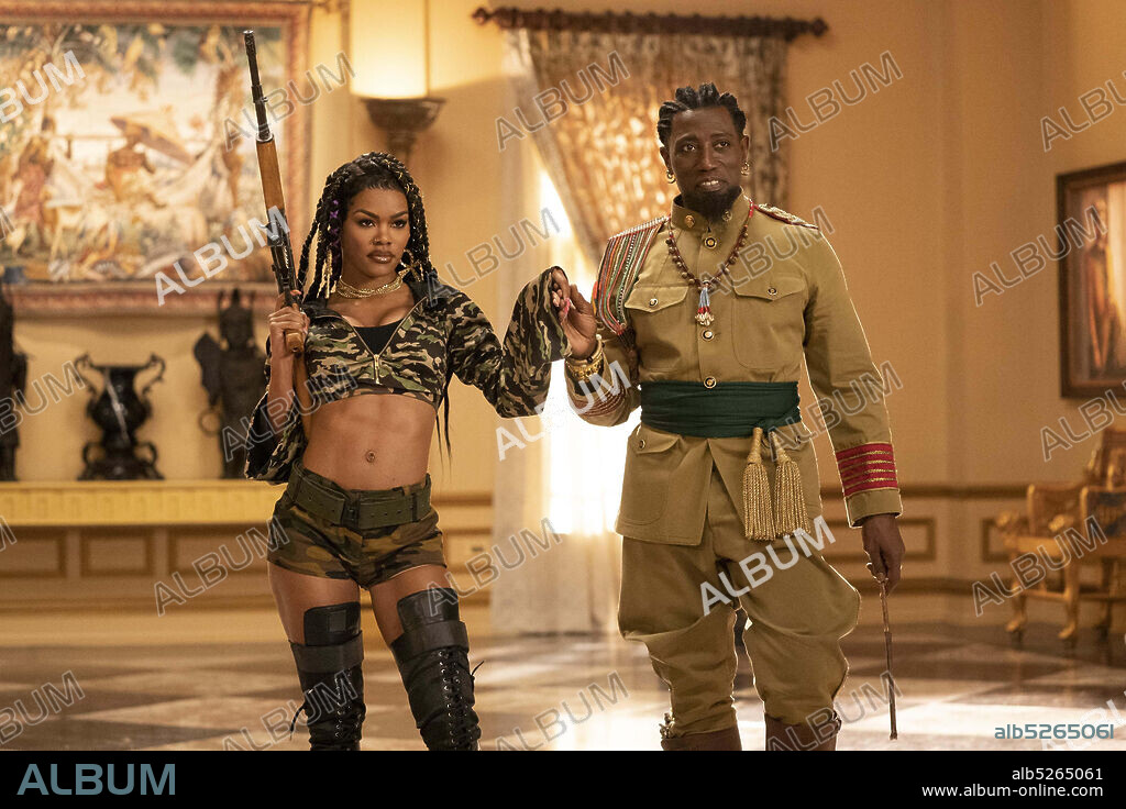 TEYANA TAYLOR und WESLEY SNIPES in DER PRINZ AUS ZAMUNDA 2, 2021 (COMING 2 AMERICA), unter der Regie von CRAIG BREWER. Copyright PARAMOUNT PICTURES.
