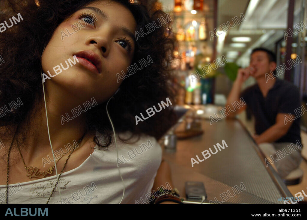 APINYA SAKULJAROENSUK in PLOY, 2008, directed by PEN-EK RATANARUANG. Copyright FIVE STAR PRODUCTION.
