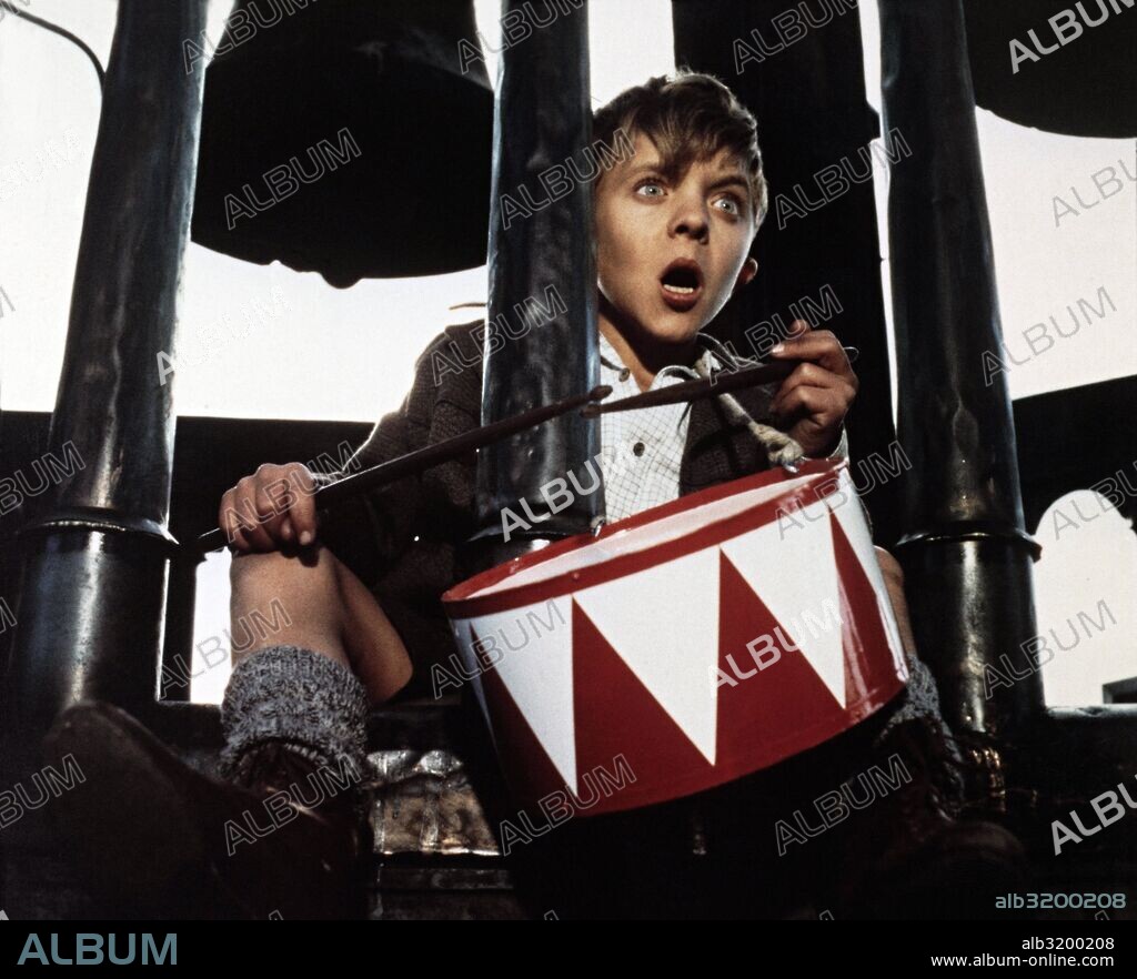 DAVID BENNENT in THE TIN DRUM, 1979 (DIE BLECHTROMMEL), directed by VOLKER SCHLONDORFF. Copyright FRANZ SEITZ FILMPRODUKTION.
