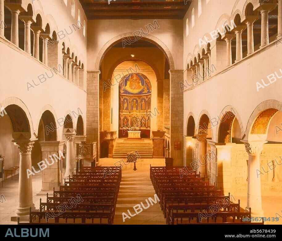 Gernrode (Harz), Stiftskirche St. Cyriakus. (begonnen um 959; Westchor 2. Viertel 12. Jahrhundert). Innenansicht. Fotos, undat.