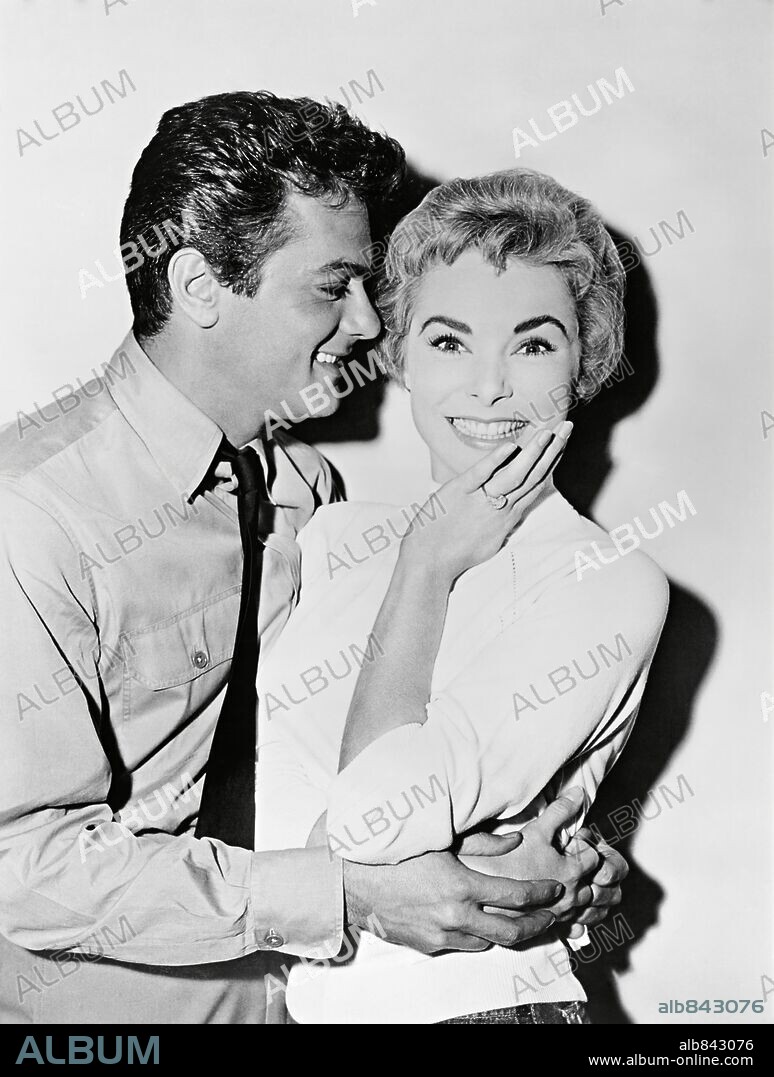 JANET LEIGH and TONY CURTIS in THE PERFECT FURLOUGH, 1958, directed by BLAKE EDWARDS. Copyright UNIVERSAL PICTURES.