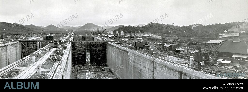 Panama Canal Construction, 1910