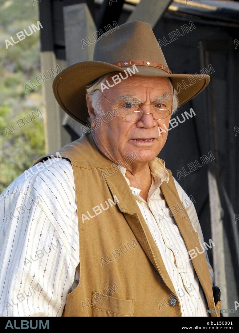 ERNEST BORGNINE in TRAIL TO HOPE ROSE, THE-TV, 2004, directed by DAVID S. CASS SR.. Copyright Larry Levinson Productions/Alpine Medien Productions.