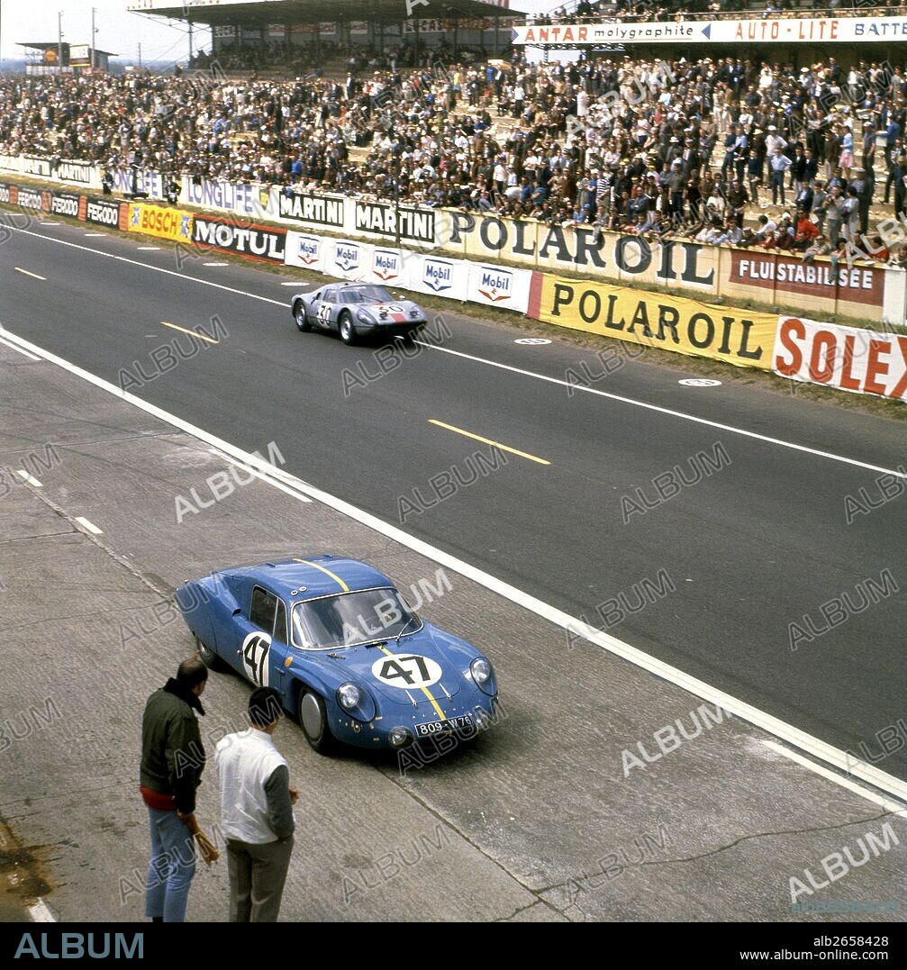 Le Mans 24 Hours 22nd June 1964. Car no 47, Mauro Bianchi /Jean Vinatier, Alpine M64 Renault and car no 30, Colin Davis/Gerhard Mitter, Porsche 904, retired.