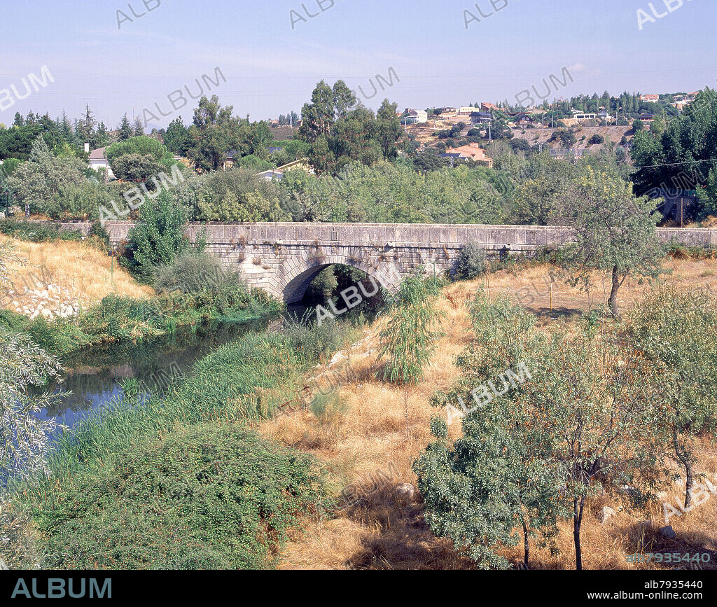 JUAN DE HERRERA (1530-1597). EL PUENTE NUEVO SOBRE EL RIO GUADARRAMA - SIGLO XVI - ENTRE GALAPAGAR Y TORRELODONES ESTILO HERRERIANO DE SILLERIA DE GRANITO POR ORDE.