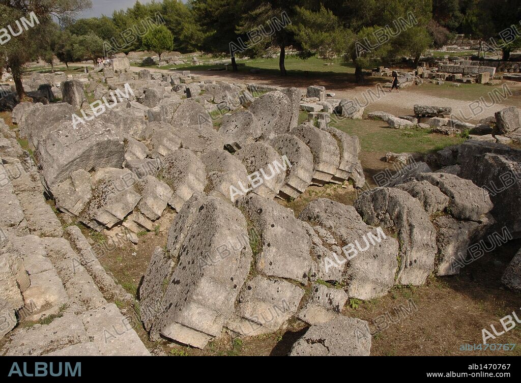 Greece, Olimpia. Temple of Zeus. It was built by the architect Libon of Elis, 5th century. Doric order. Remains of shaft of the columns. Peloponnese.
