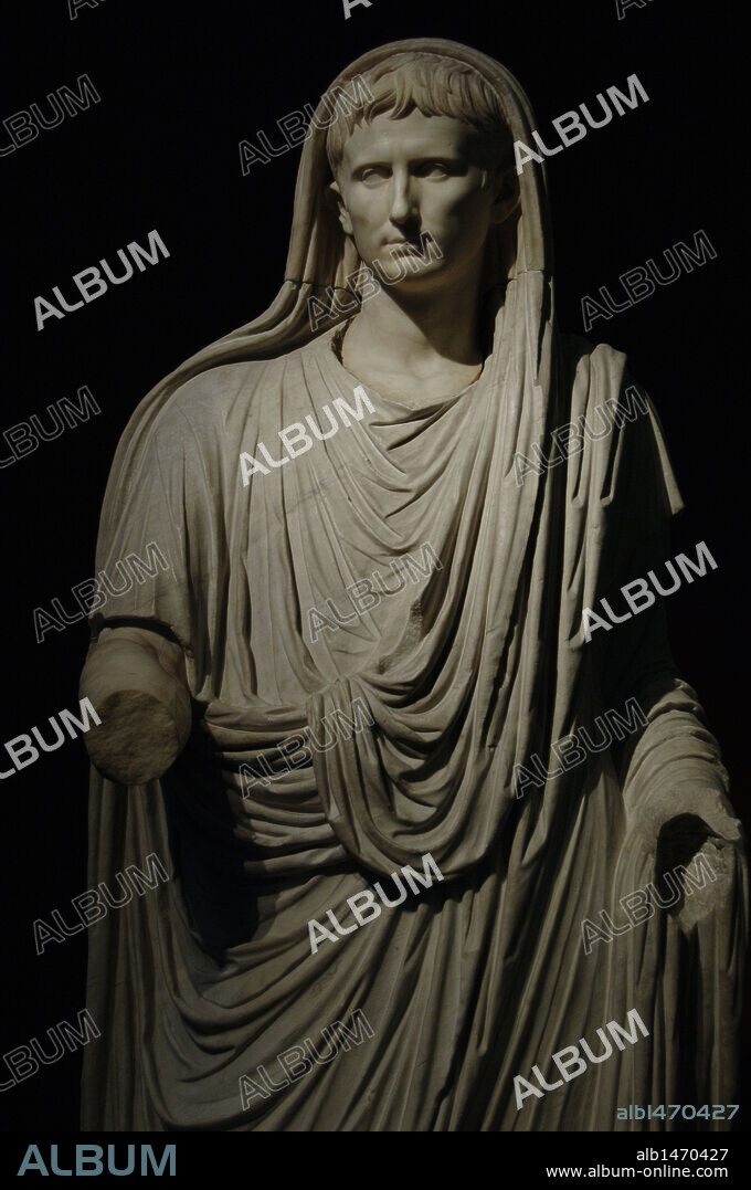 Augustus (61 BC.-14 AD) as Pontifex Maximus. First emperor of the Roman Empire. Greek and italic marble statue. Found in the Via Labicana. Late 1st century B.C. Palazzo Massimo. National Roman Museum. Rome. Italy.