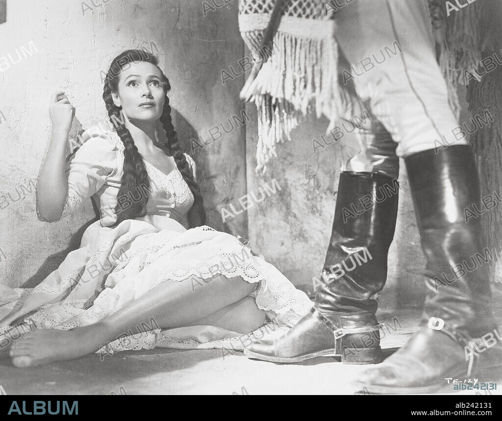 DOLORES DEL RIO en EL FUGITIVO, 1947 (THE FUGITIVE), dirigida por JOHN FORD. Copyright RKO.