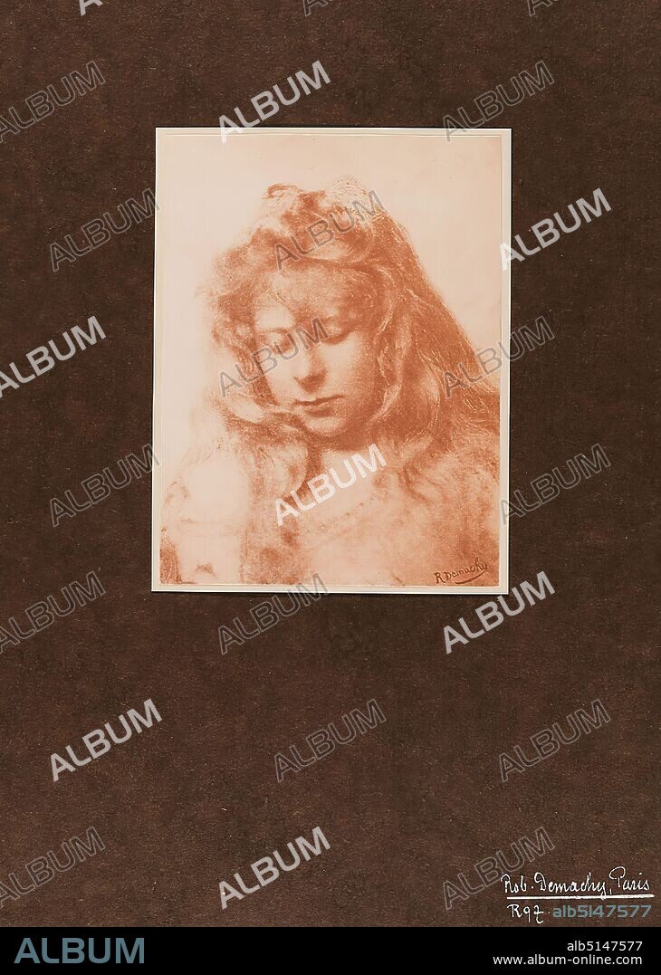 Robert Demachy, Blechinger & Leykauf, photography, paper, heliogravure, image size: height: 16,00 cm; width: 12,00 cm, stamp: verso on the box: stamp: verso on the box: Lehrsammlung der Staatlichen Landesbildstelle Hamburg, inscribed: recto on the box: Rob. Demachy, Paris. R 97, artistic photography, portrait photography, bust, three-quarter view, head, face, young woman, girl.