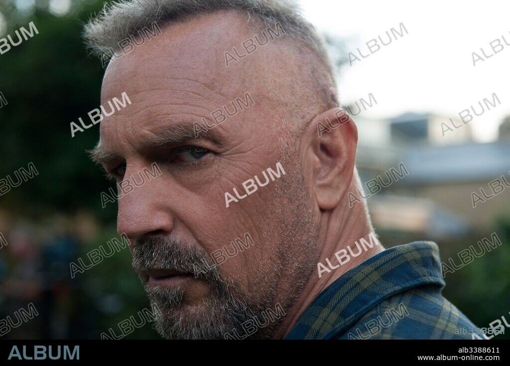 KEVIN COSTNER in CRIMINAL, 2016, directed by ARIEL VROMEN. Copyright BENDERSPINK/CAMPBELL GROBMAN FILMS/LIONSGATE/MALLENIUM FILMS.