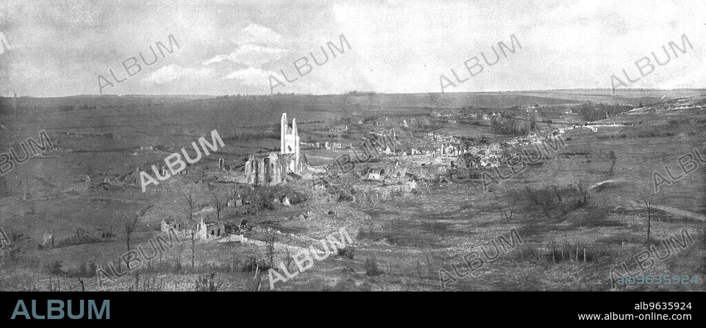 ''Notre offensive d'Artois; Terrain reconquis, Ablain-Saint-Nazaire et Carency, vus de l'eperon de Souchez', 1915. From "L'Album de la Guerre 1914-1919: Volume I" [L'Illustration, Paris, 1926].