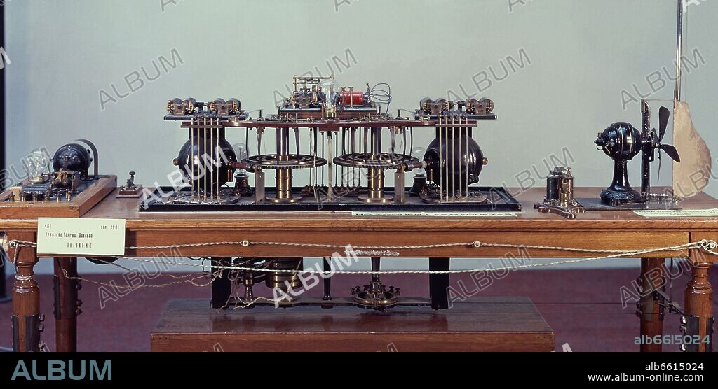 TORRES QUEVEDO LEONARDO. TELEKINO, HERTZIAN WAVES-COMMANDED AUTOMATE, 1901.