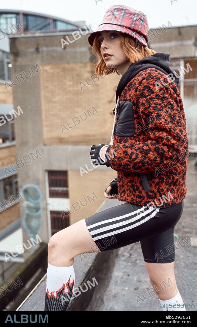 SOPHIE SIMNETT in TWIST, 2021, unter der Regie von MARTIN OWEN. Copyright Unstoppable Film and Television.