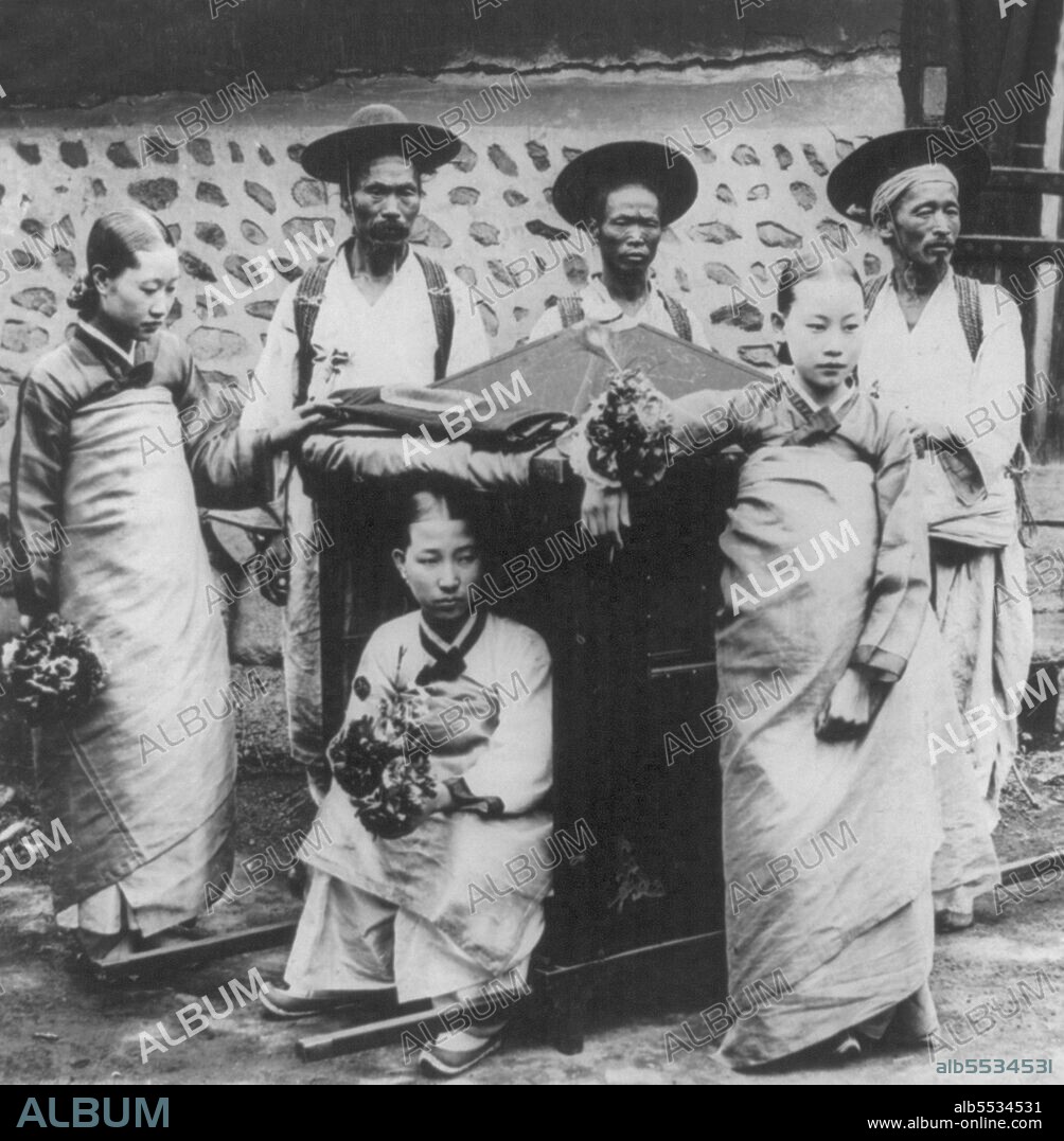 A Korean <i>gama</i> was a closed chair used by upper classes and nobles, both men and women. In Korea, royalty and aristocrats were carried in elaborately decorated litters called <i>gama</i>. <i>Gama</i>s were primarily used by royalty and government officials. There were six types of <i>gama</i>, each assigned to different government official rankings. In traditional weddings, the bride and groom are carried to the ceremony in separate <i>gama</i>s. Because of the difficulties posed by the mountainous terrain of the Korean peninsula and the lack of paved roads, <i>gama</i>s were preferred over wheeled vehicles.