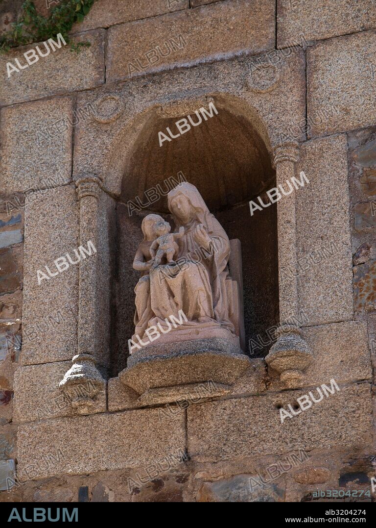 ARCO DE SANTA ANA O PUERTA DEL POSTIGO (S. XVIII).