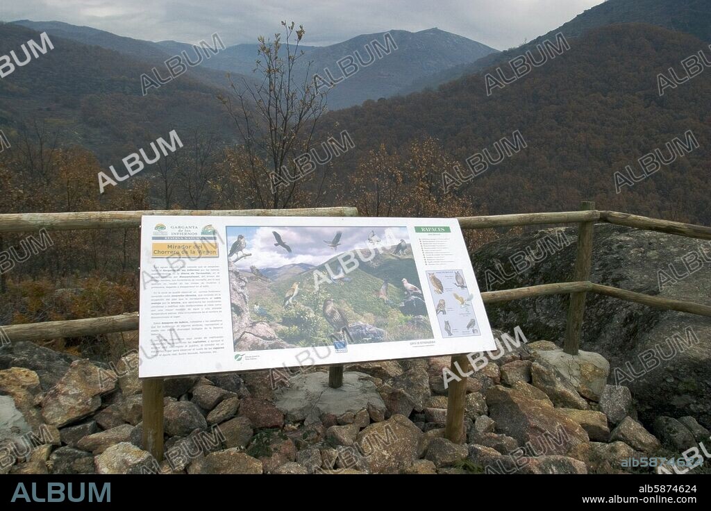 Valle del Jerte: Valle del Jerte; Reserva Natural de "La Garganta de los Infiernos"; mirador y mapa explicativo.